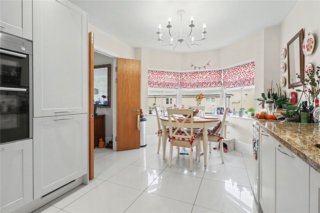 Property photo 2 of 13 Kitchen / Diner