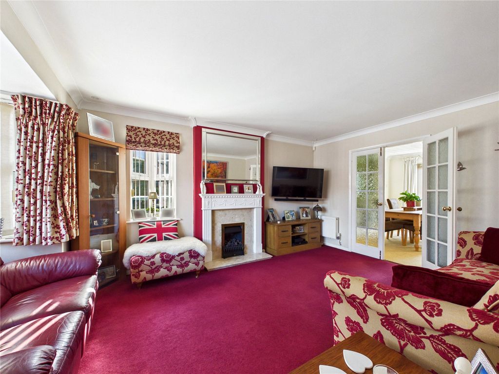 Property photo 2 of 15 Picture No. 04