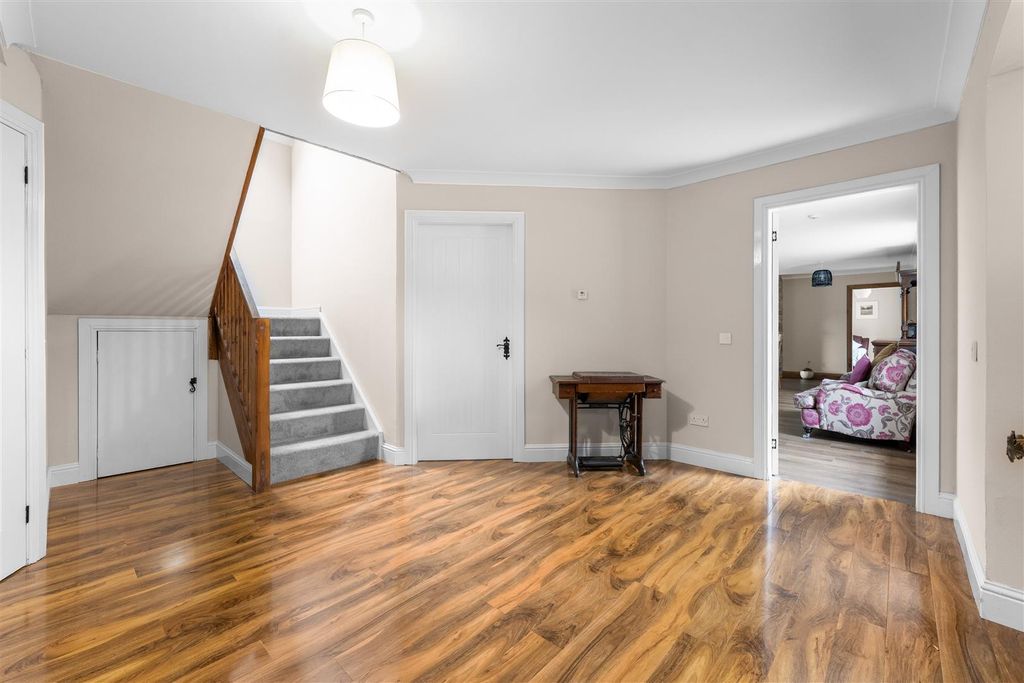 Property photo 2 of 30 3.Jpg