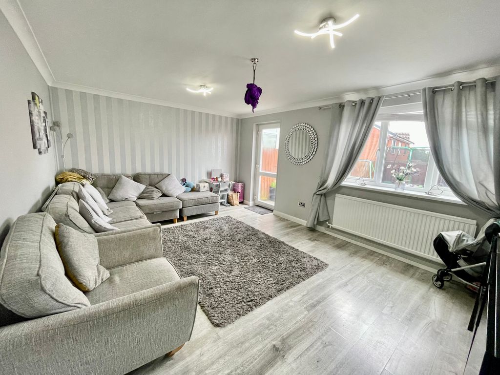 Property photo 2 of 20 Img_2855