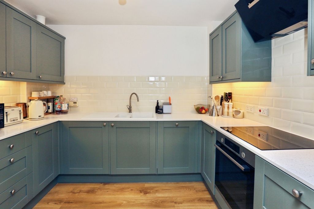 Property photo 1 of 15 Pbox-Img.Jpg