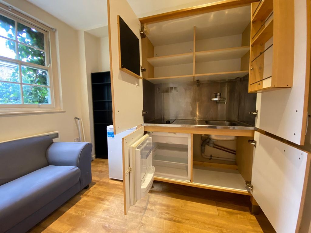 Property photo 3 of 4