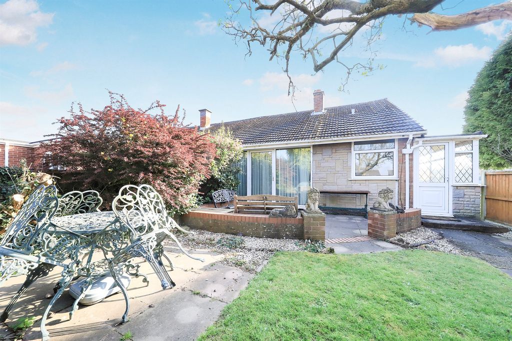 Property photo 2 of 13