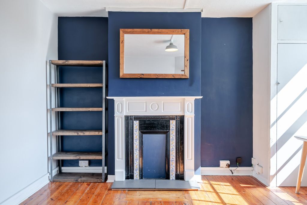 Property photo 2 of 13 4981224