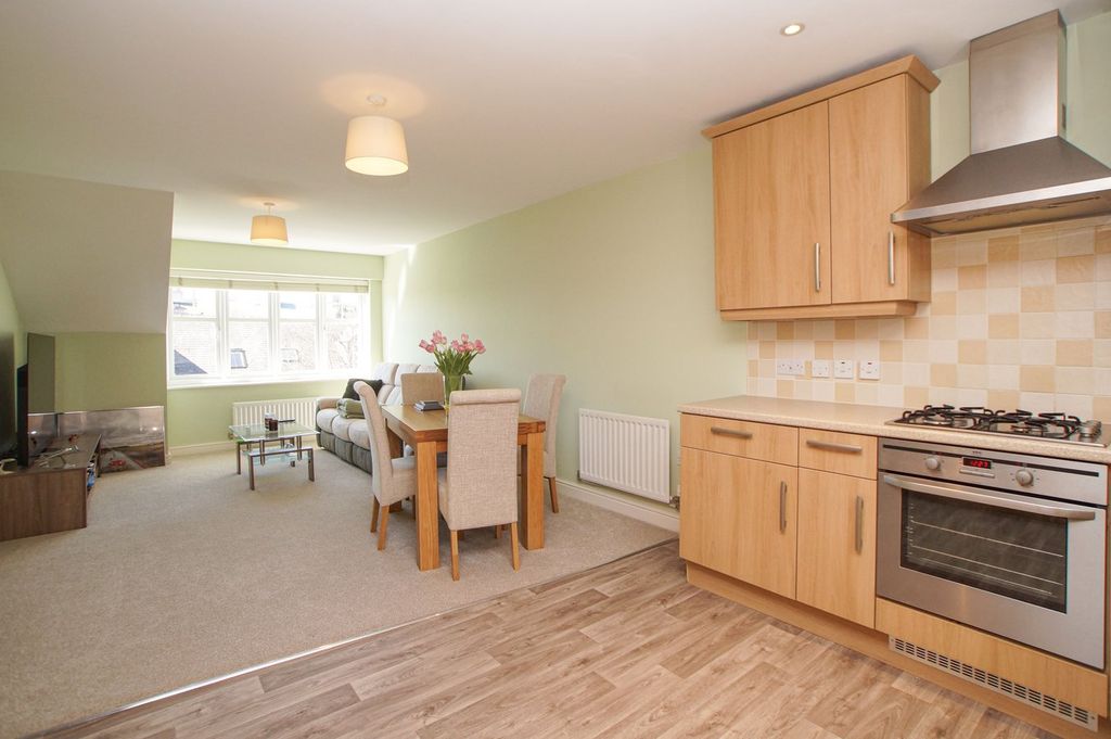 Property photo 2 of 14 Open Plan Living