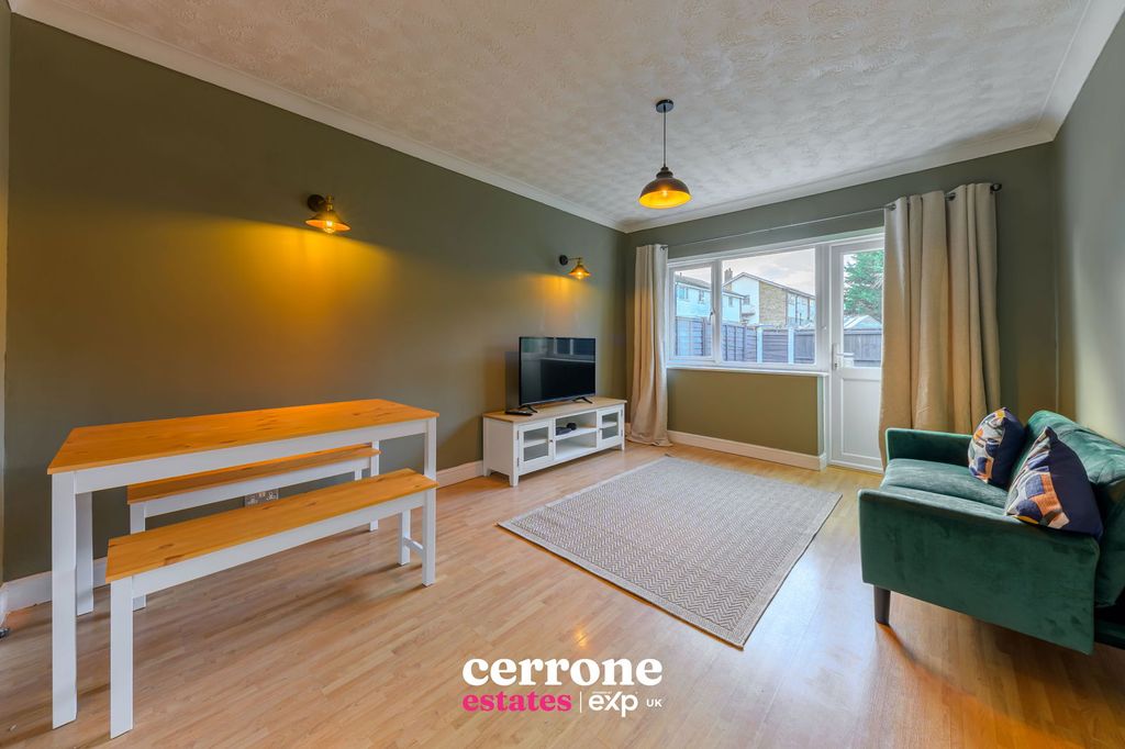 Property photo 3 of 17