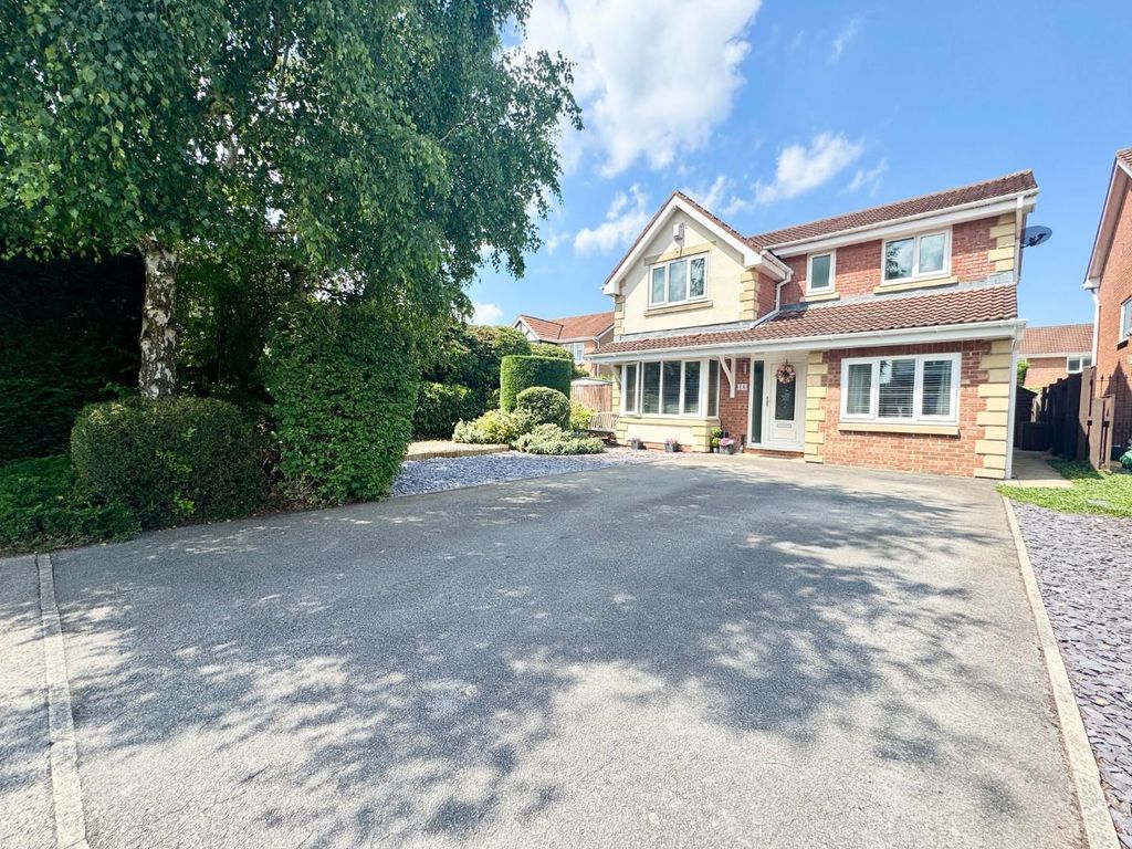 Property photo 1 of 26