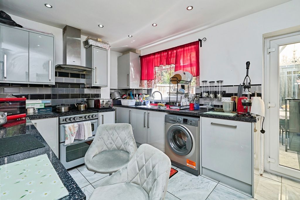Property photo 2 of 14 Pbox-Img.Jpg