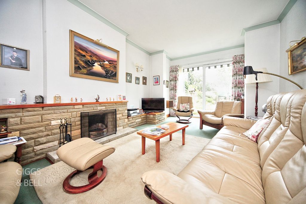 Property photo 3 of 26 1286713
