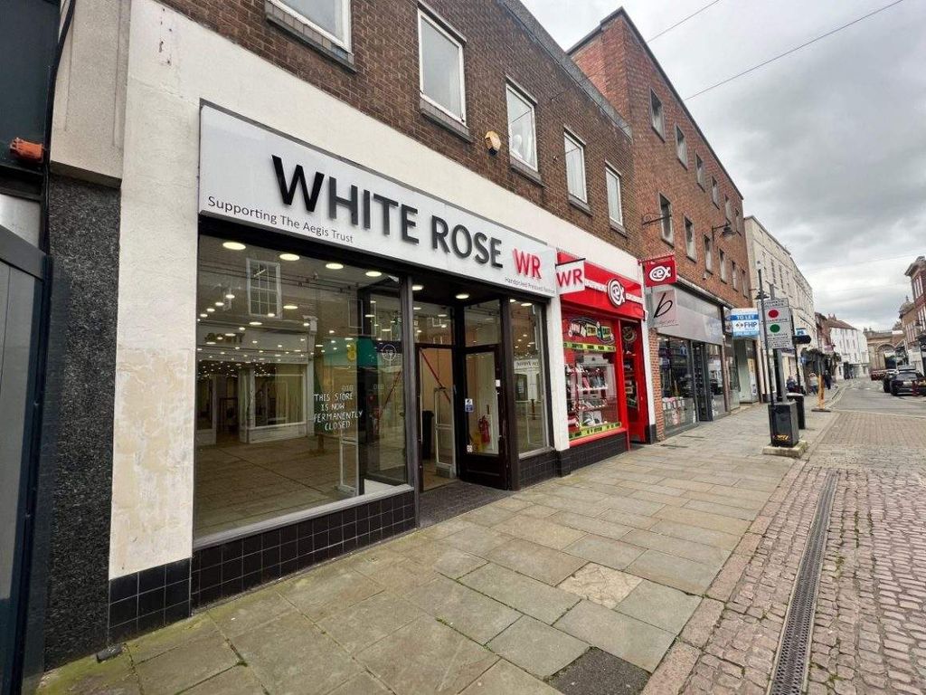 Property photo 1 of 3