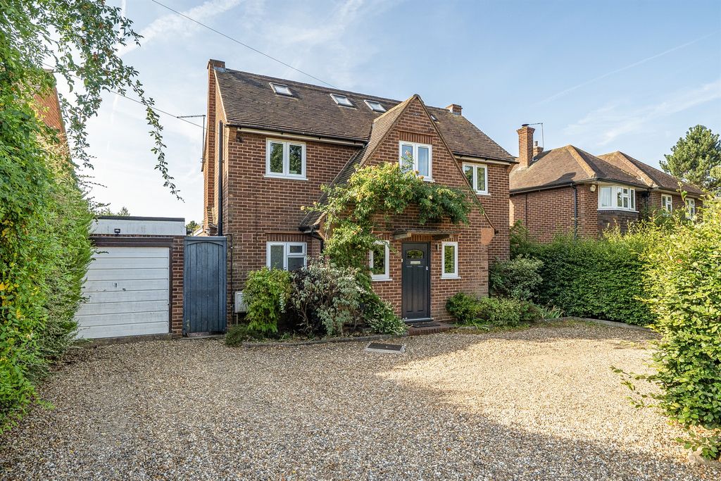 Property photo 1 of 12