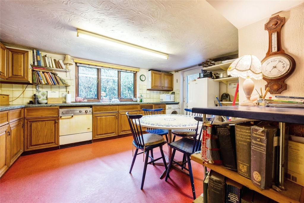 Property photo 2 of 12 Picture No. 09