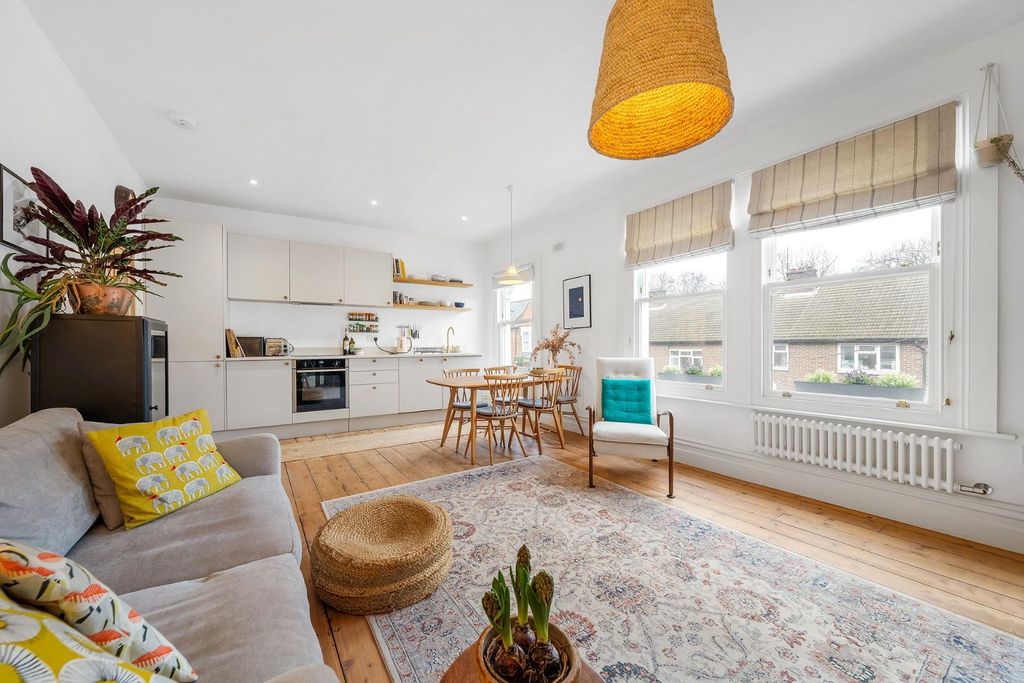 Property photo 2 of 15 Reception (6).Jpg