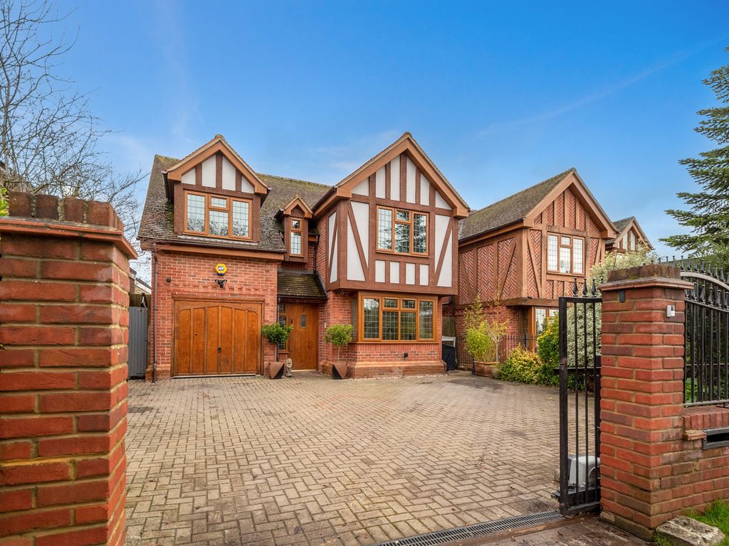 Property photo 1 of 15
