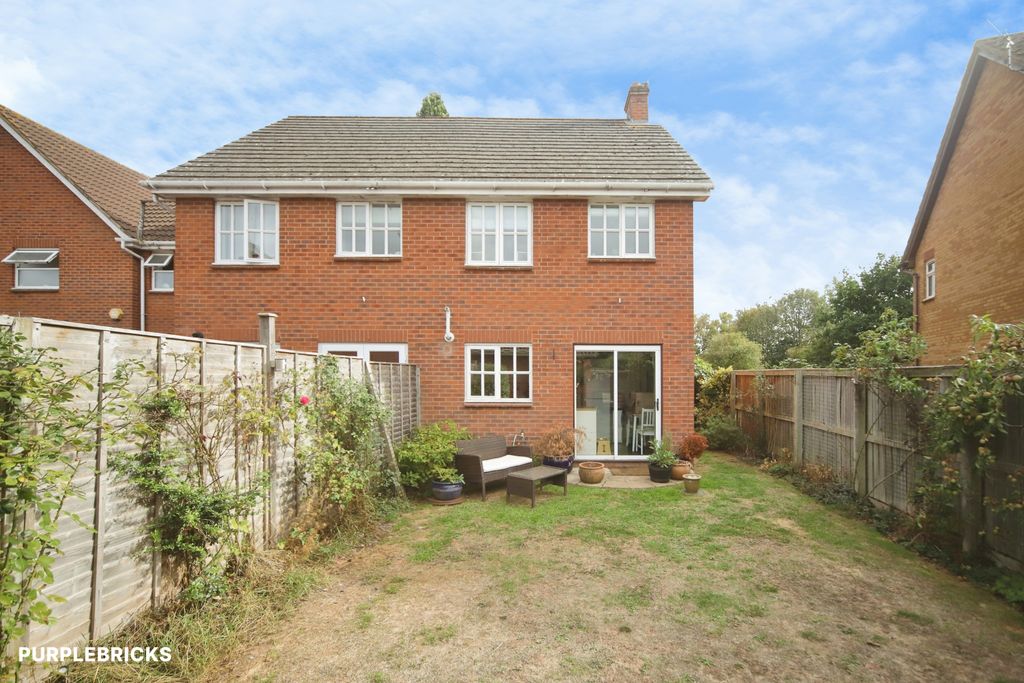 Property photo 2 of 20