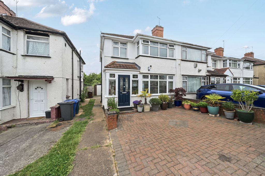 Property photo 1 of 20 1294402-34-6825d6...