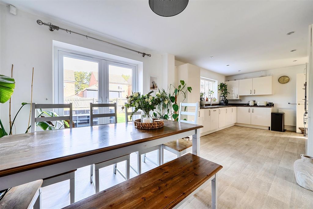 Property photo 3 of 22 3