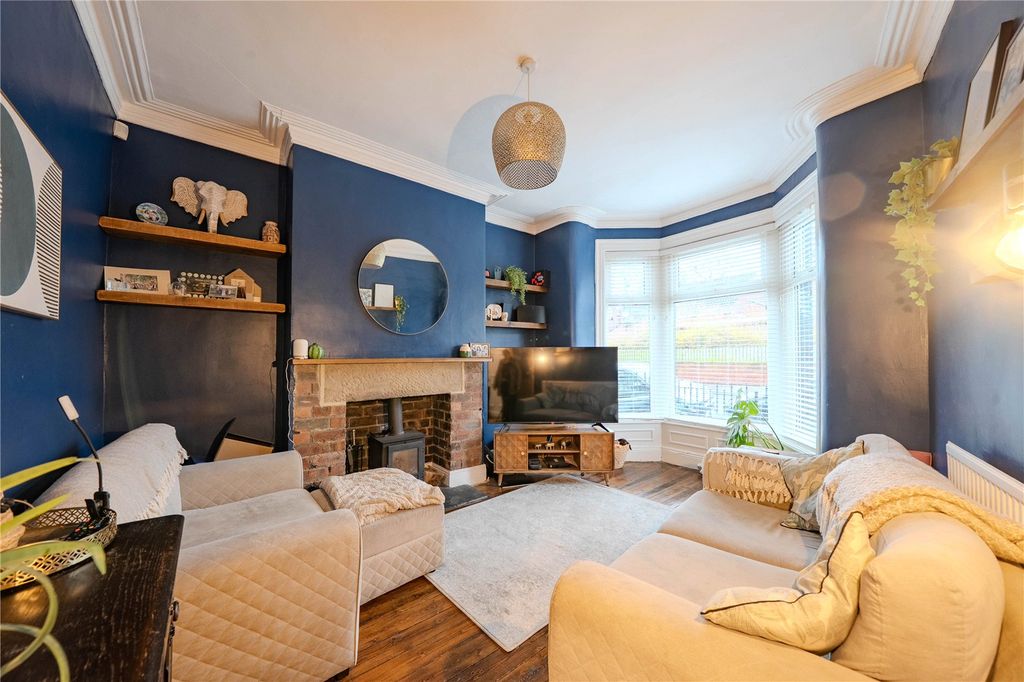 Property photo 2 of 22 Picture No. 19