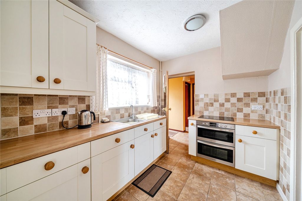 Property photo 3 of 25 Picture No. 16