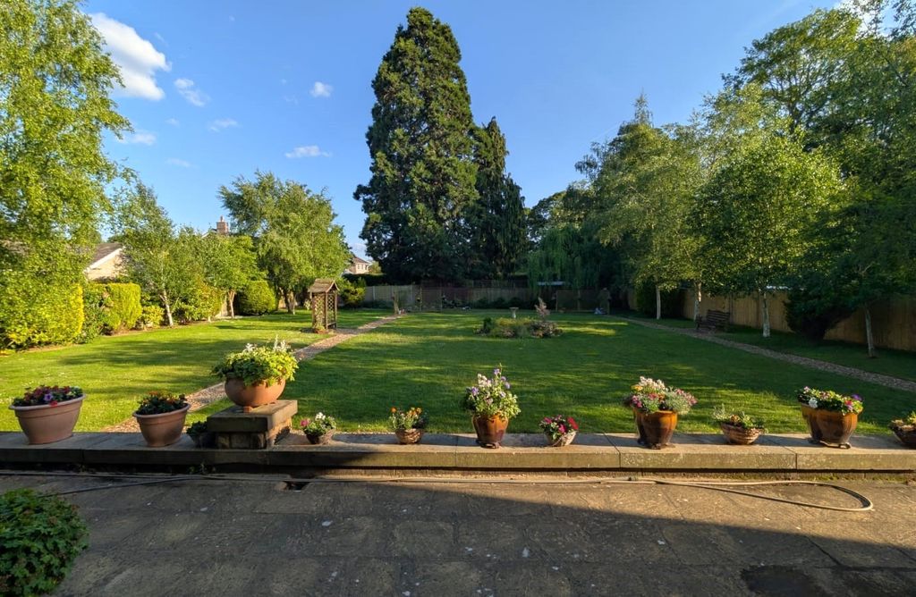 Property photo 3 of 56