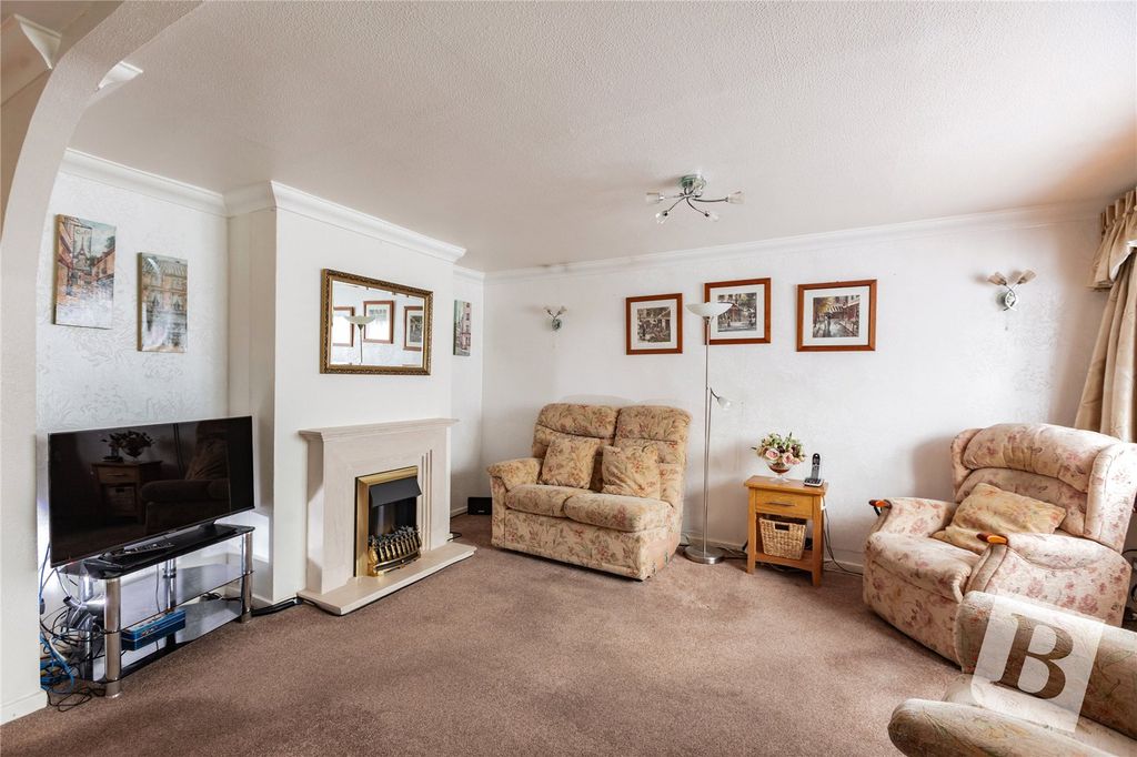 Property photo 2 of 22 Picture No. 18