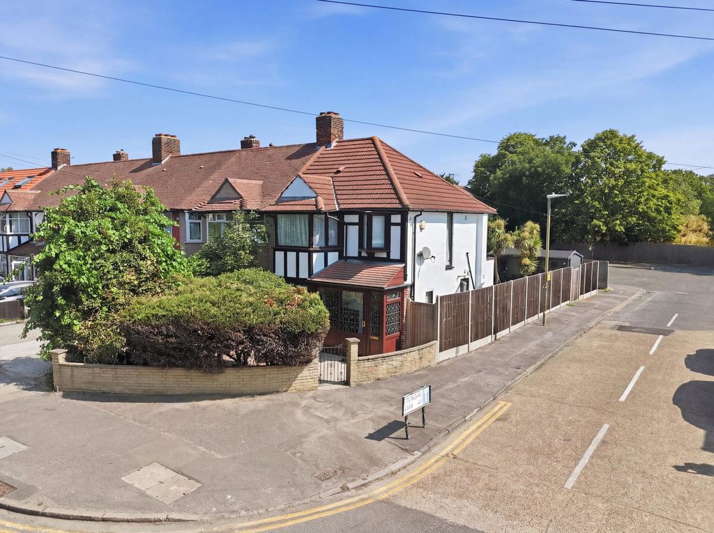 Property photo 1 of 30