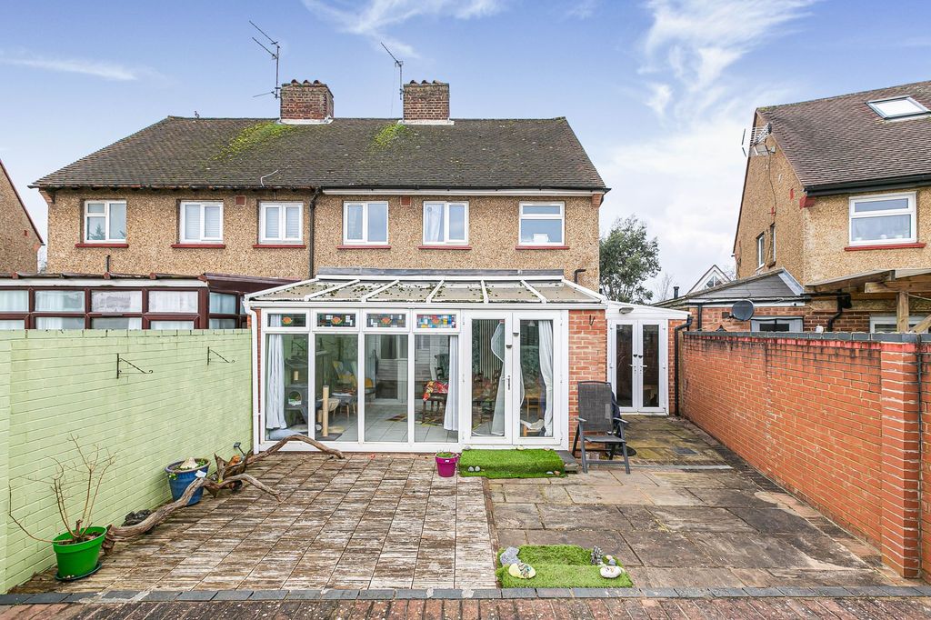 Property photo 3 of 23