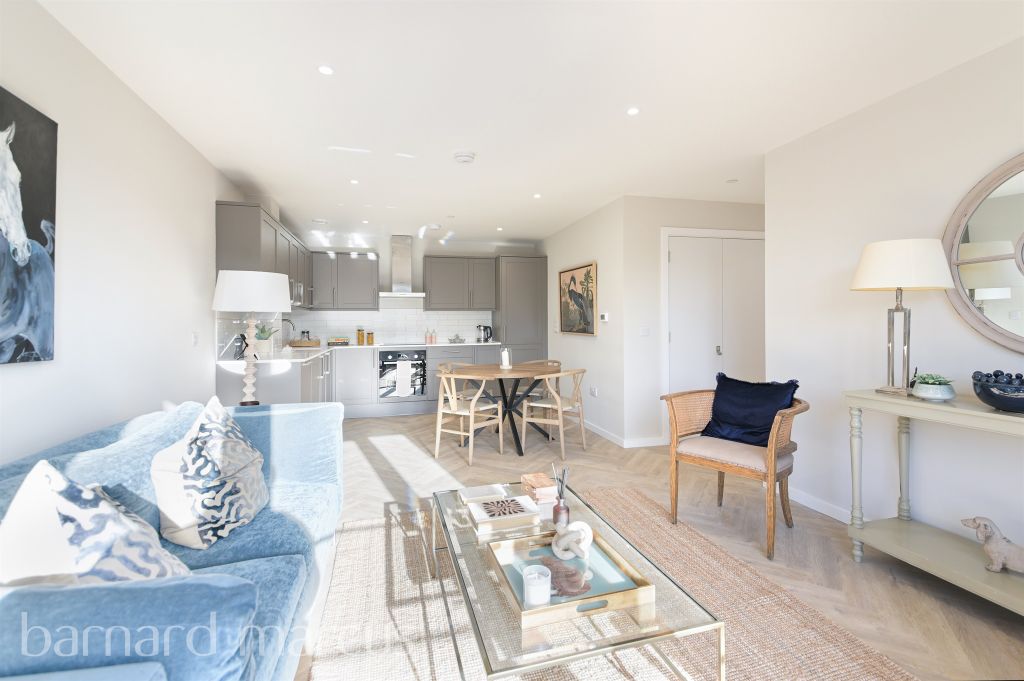 Property photo 3 of 13