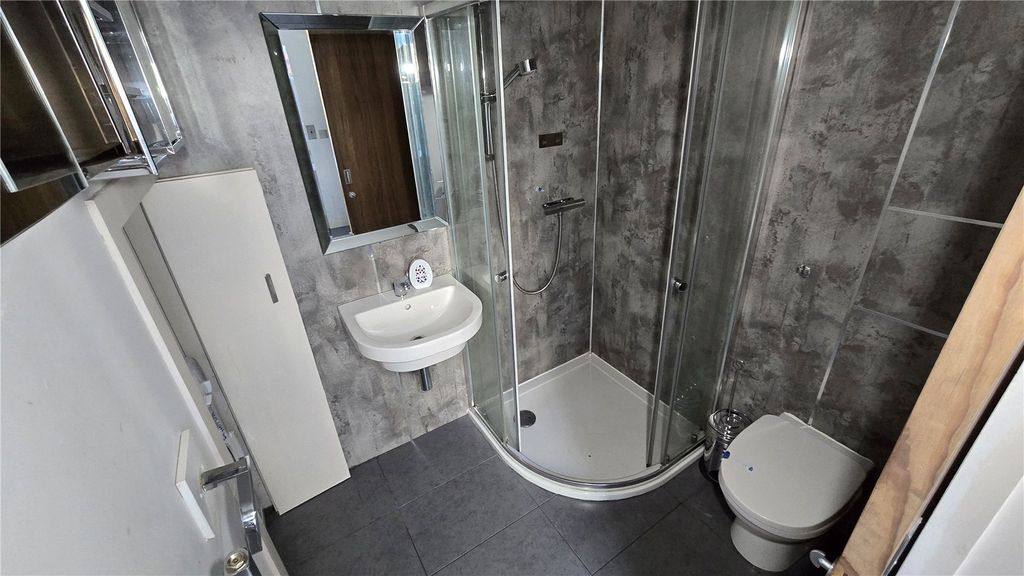 Property photo 3 of 7 Picture No. 05