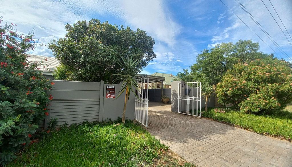 Property photo 2 of 48 1Sr1697062