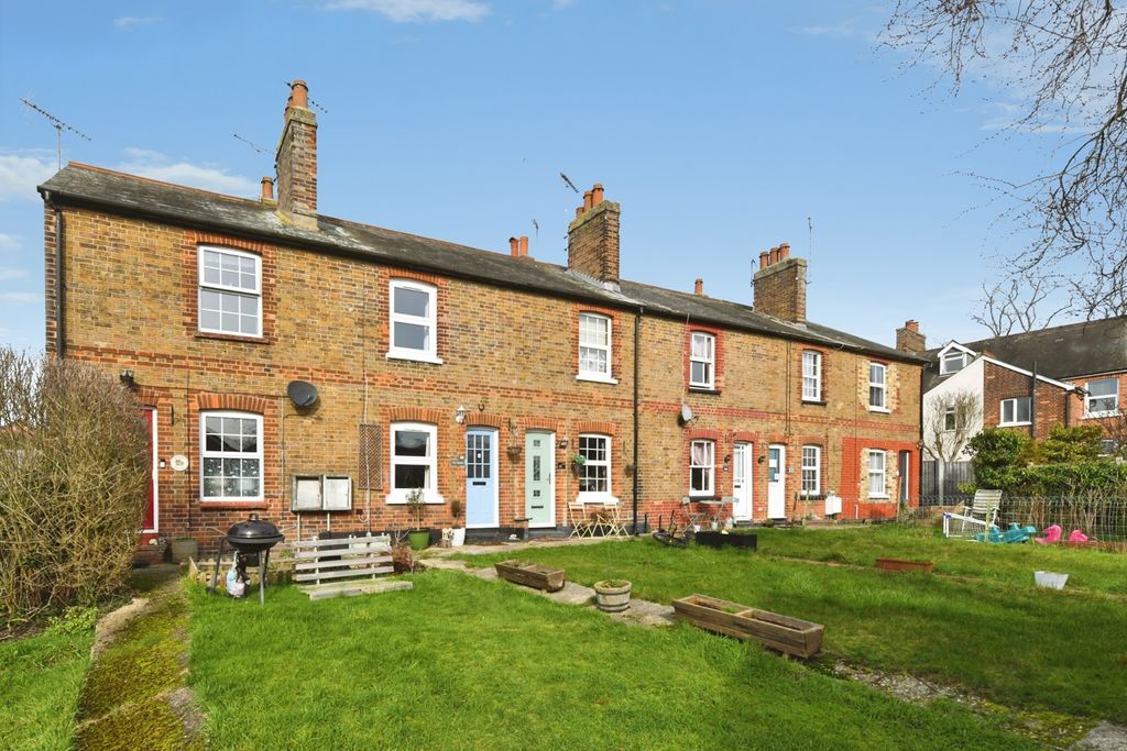 Property photo 1 of 16 Pbox-Img.Jpg