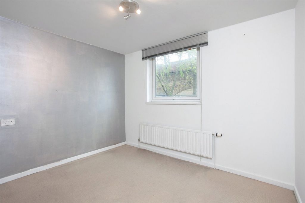 Property photo 2 of 7 Picture No. 02