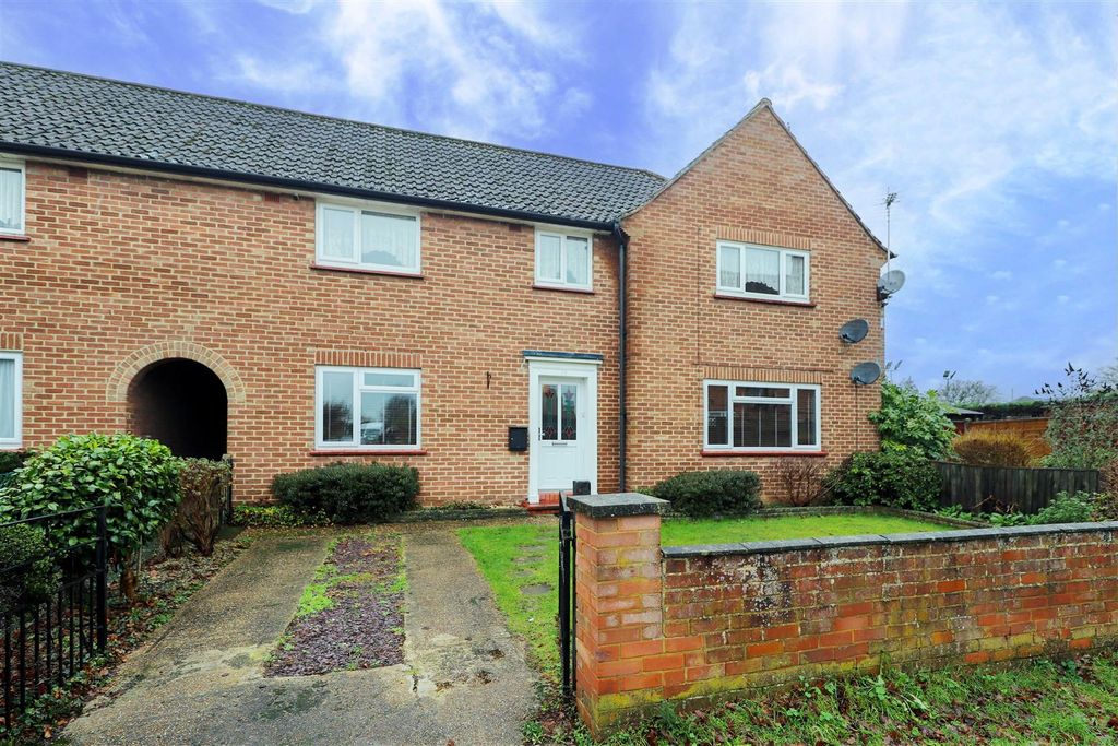 Property photo 1 of 10 Front External