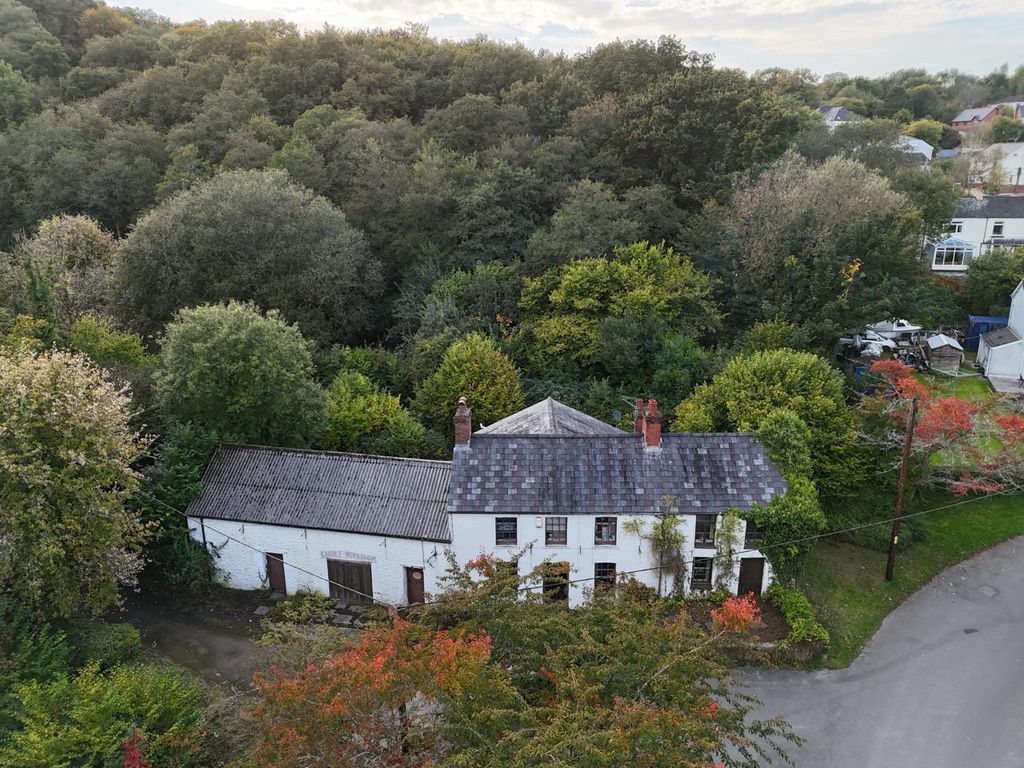 Property photo 1 of 34