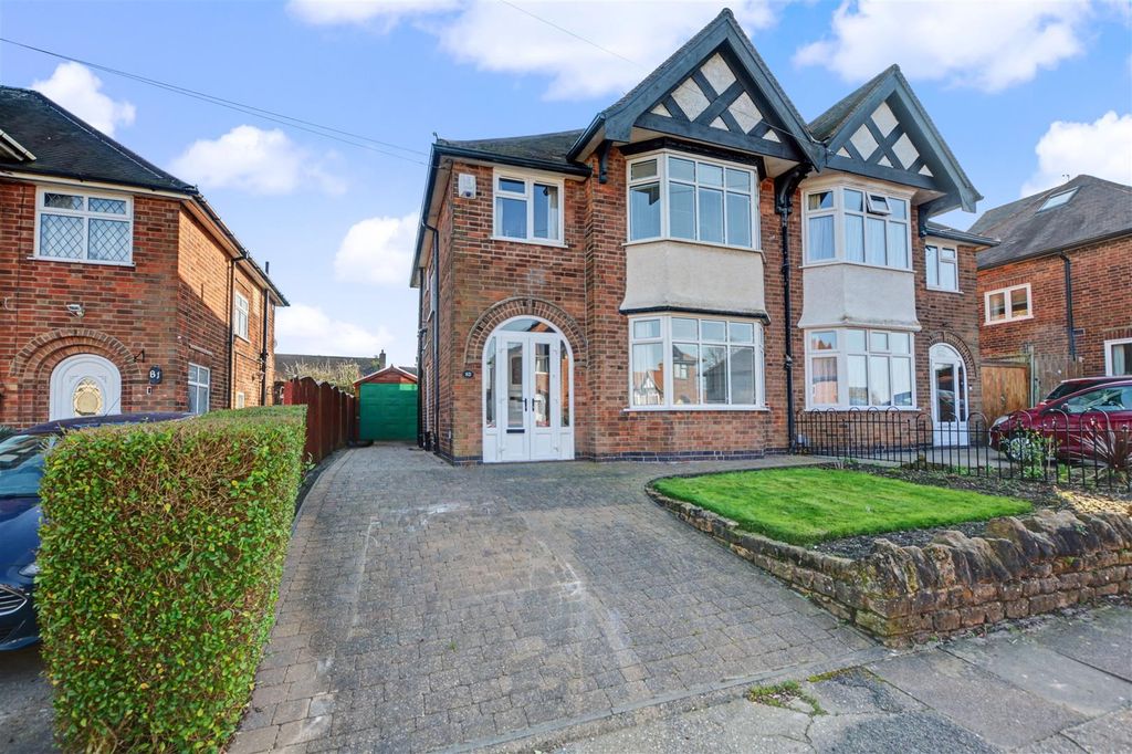 Property photo 1 of 24 Front.Jpeg