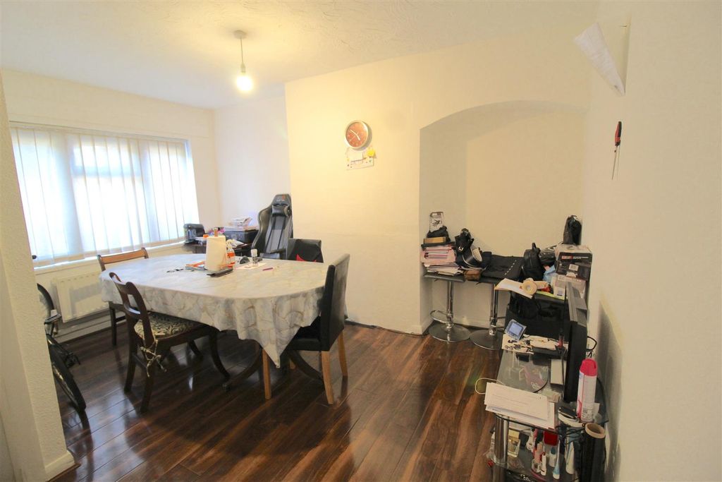 Property photo 2 of 10 Reception Room