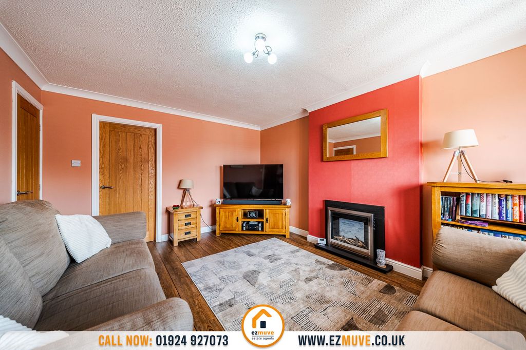 Property photo 2 of 26