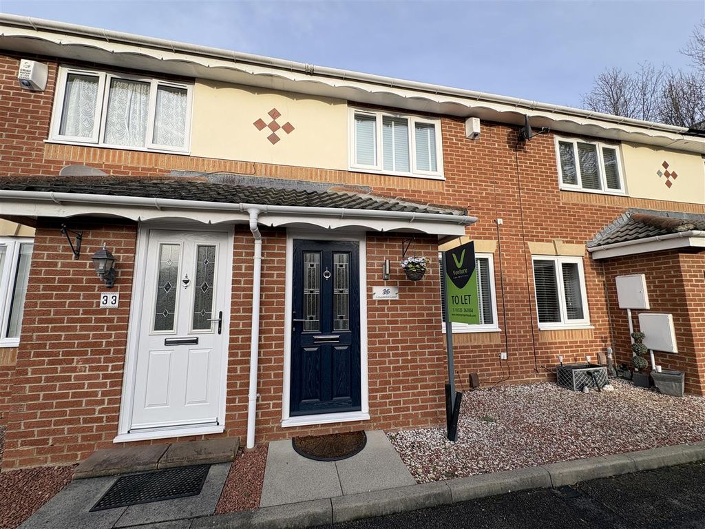 Property photo 3 of 17 Externally