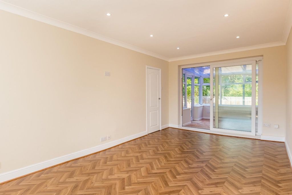 Property photo 3 of 15 Show-Home-10.Jpg