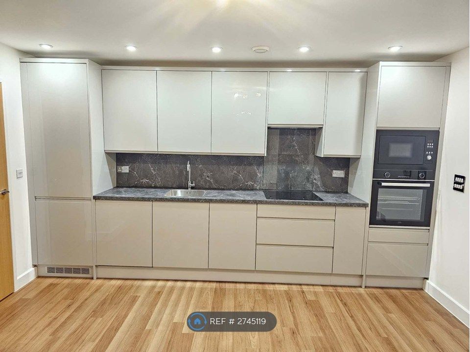 Property photo 1 of 10 Open Plan Kitchen