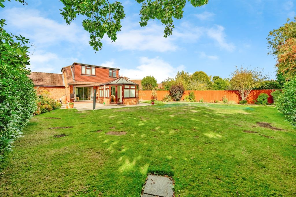 Property photo 2 of 15