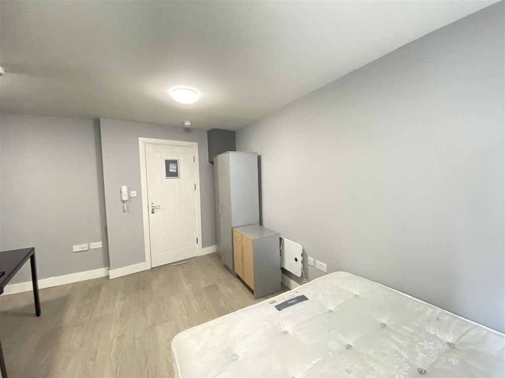 Property photo 3 of 9 Img_3930.Jpeg