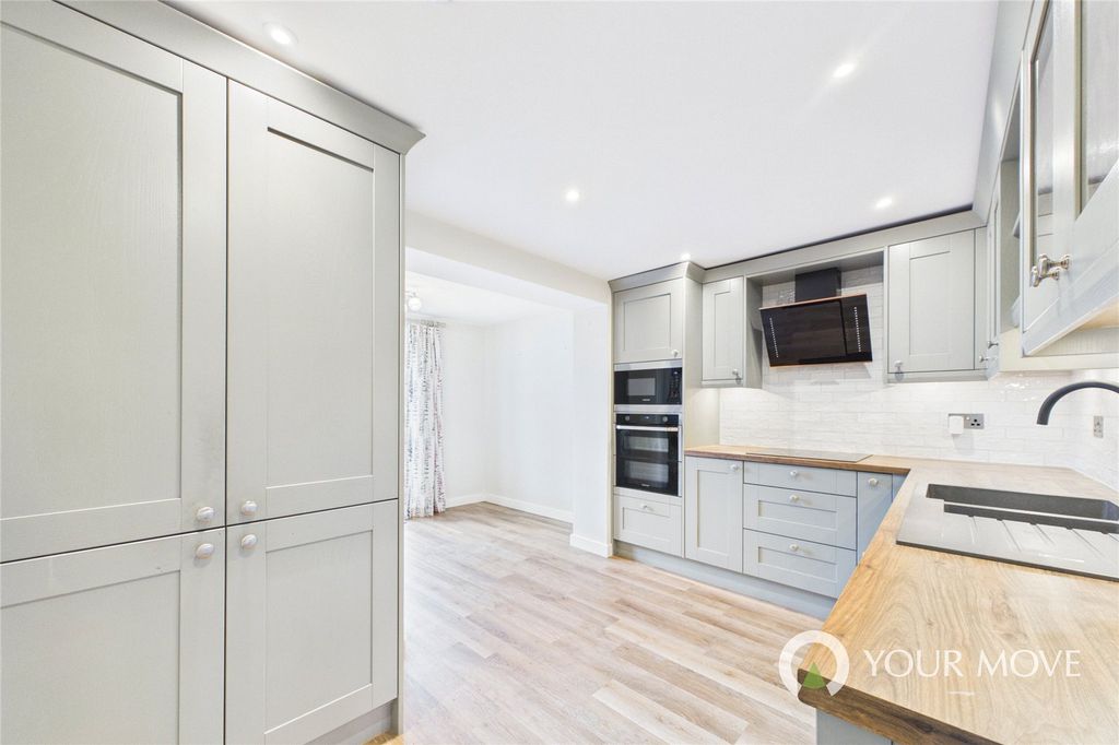 Property photo 3 of 18 Picture No. 03