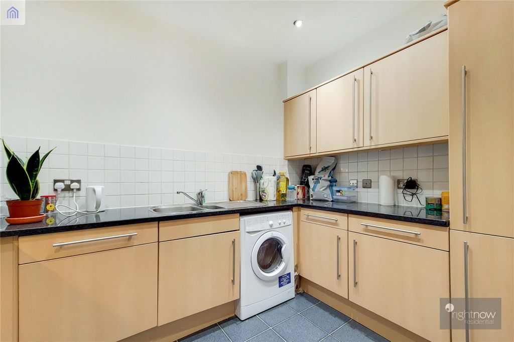Property photo 2 of 12 Picture No. 03