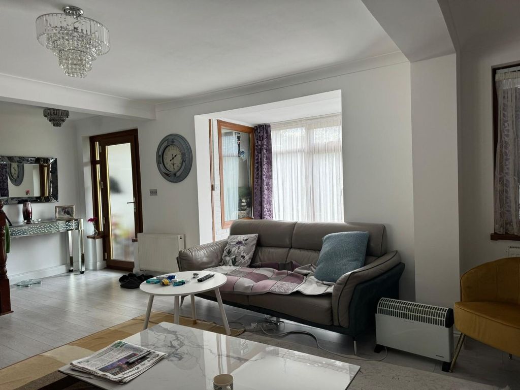 Property photo 2 of 10 2.Jpg