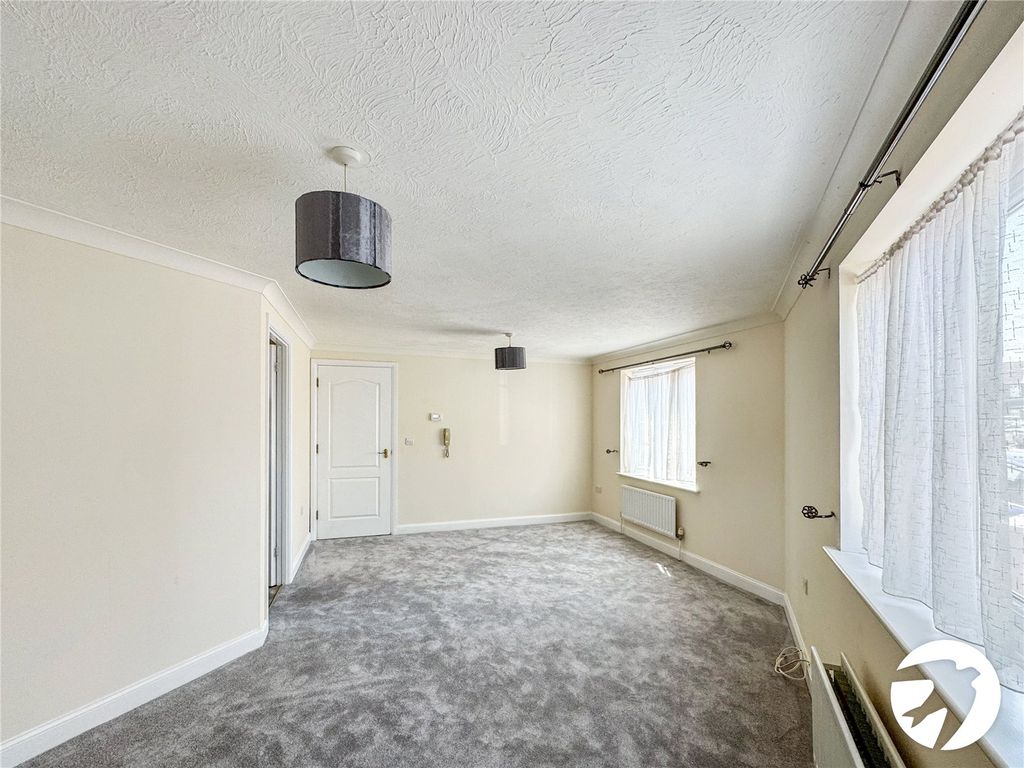 Property photo 3 of 10 Picture No. 09