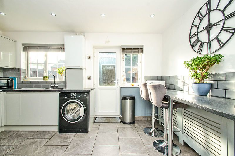 Property photo 2 of 18 Photo 10