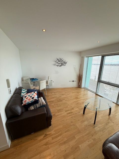 Property photo 3 of 19 Living Room