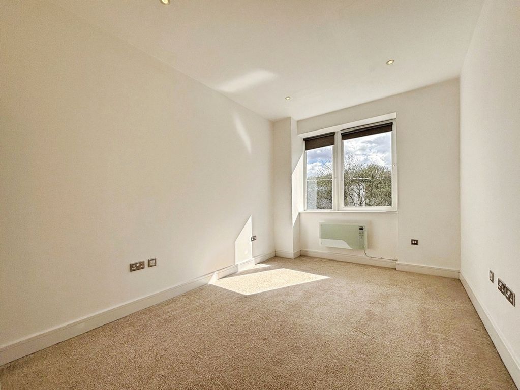 Property photo 3 of 10 Pbox-Img.Jpg