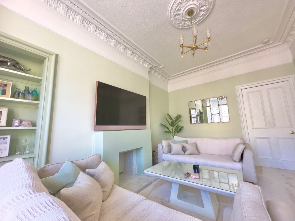 Property photo 2 of 12 Photo 2